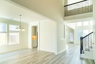 3618 Windward Canyon Dr, Fulshear, TX 77441 - Photo 9