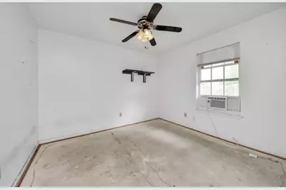 1301 Briarcliff Street, Conroe, TX 77385 - Photo 39