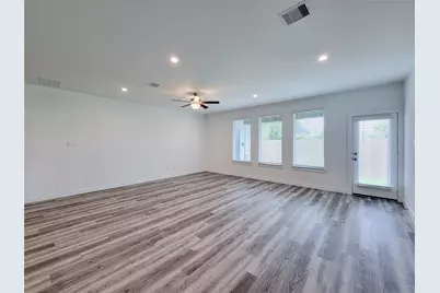 13444 Sombrero Cay Drive, Houston, TX 77047 - Photo 15
