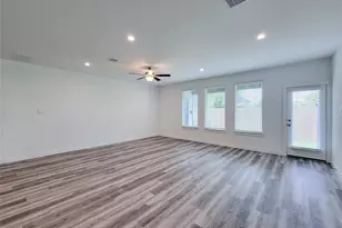 13444 Sombrero Cay Dr, Houston, TX 77047 - Photo 15