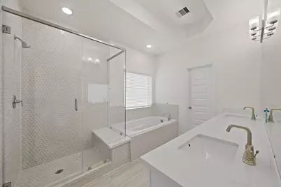 13305 Moncloa Drive, Houston, TX 77047 - Photo 19