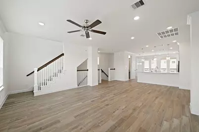 13305 Moncloa Drive, Houston, TX 77047 - Photo 9