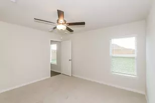 425 Sunny Highlands Dr, Katy, TX 77493 - Photo 9