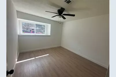 5950 Dumfries Drive, Houston, TX 77096 - Photo 7