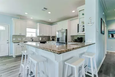 2754 Gulfview Lane, Crystal Beach, TX 77650 - Photo 9