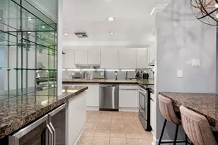 905 Hawthorne St, Houston, TX 77006 - Photo 7