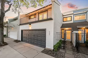 905 Hawthorne St, Houston, TX 77006 - Photo 1