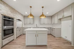 12 Wellington Ln, Sugar Land, TX 77478 - Photo 5
