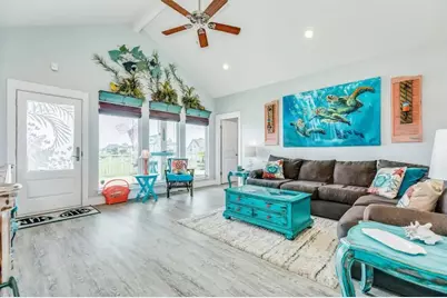 2296 E Crab Street, Crystal Beach, TX 77650 - Photo 3