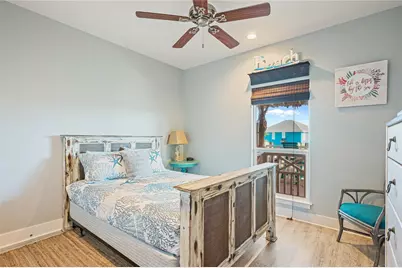 2296 E Crab Street, Crystal Beach, TX 77650 - Photo 37