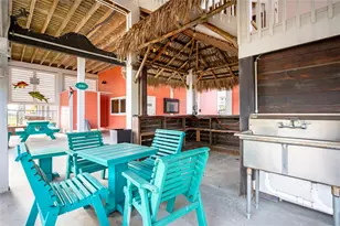 2296 E Crab St, Crystal Beach, TX 77650 - Photo 15
