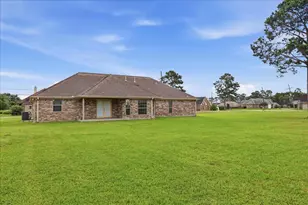 290 Tyler Dr, Orange, TX 77630 - Photo 33