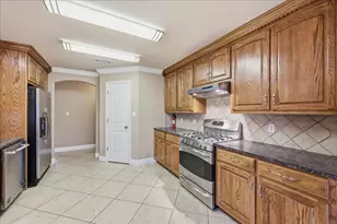 290 Tyler Dr, Orange, TX 77630 - Photo 17