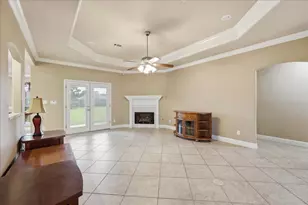290 Tyler Dr, Orange, TX 77630 - Photo 9