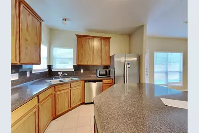 1101 Shadow Glenn Drive, Conroe, TX 77301 - Photo 3