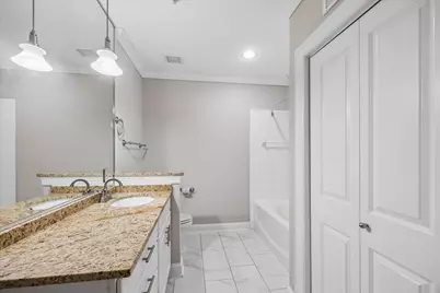 5353 Memorial Drive #1017, Houston, TX 77007 - Photo 7