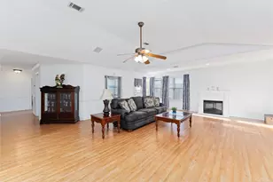 606 Packer Ct, Webster, TX 77598 - Photo 11