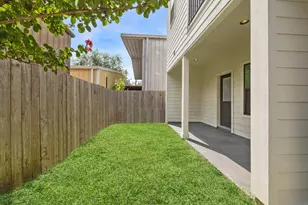 831 Wakefield Dr, Houston, TX 77018 - Photo 3