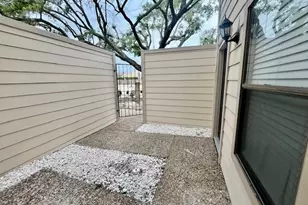 2277 S Kirkwood Rd, Houston, TX 77077 - Photo 3