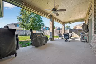 110 Carriage Ct, Magnolia, TX 77354 - Photo 39