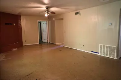 6680 Helbig Road, Beaumont, TX 77708 - Photo 5