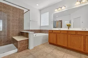 17919 Creek Bluff Ln, Cypress, TX 77433 - Photo 21