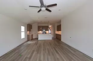 16819 Zavala Wy, Montgomery, TX 77316 - Photo 5