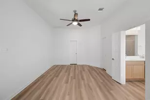 16819 Zavala Wy, Montgomery, TX 77316 - Photo 13