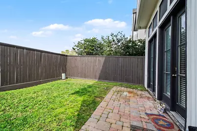 9948 Woodwind Lane N, Houston, TX 77025 - Photo 25