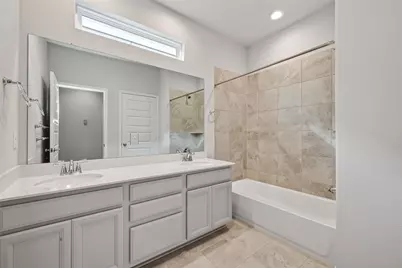 9816 Magnolia Village Lane, Houston, TX 77080 - Photo 27