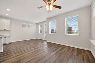 9816 Magnolia Village Ln, Houston, TX 77080 - Photo 13