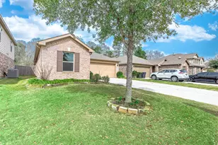 2754 Cayden Crk Wy, Conroe, TX 77304 - Photo 3