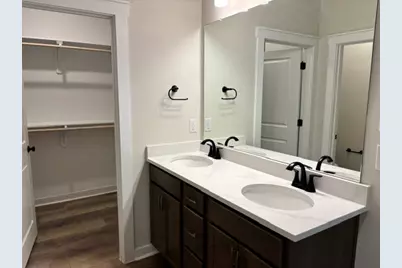 11215 Moccasin Drive, Montgomery, TX 77316 - Photo 9