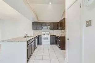 13930 Bonnercrest Dr, Houston, TX 77083 - Photo 15