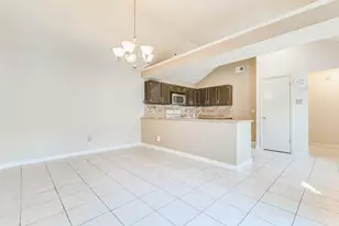 13930 Bonnercrest Dr, Houston, TX 77083 - Photo 11