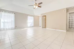 13930 Bonnercrest Dr, Houston, TX 77083 - Photo 9