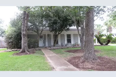 831 Baronridge Drive, Seabrook, TX 77586 - Photo 21
