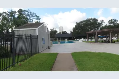 831 Baronridge Drive, Seabrook, TX 77586 - Photo 13