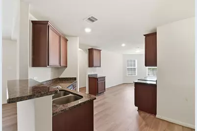 10802 Spring Brook Pass Drive, Humble, TX 77396 - Photo 7