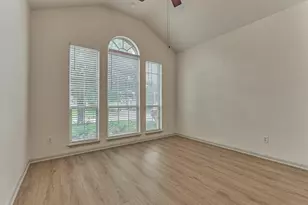 8722 Auburn Mane Dr, Tomball, TX 77375 - Photo 7