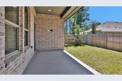 283 Mallards Rim Drive, Willis, TX 77318 - Photo 13