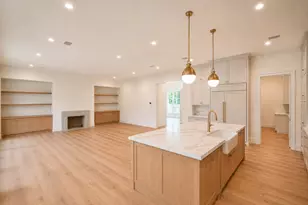4026 Colquitt St, Houston, TX 77027 - Photo 3