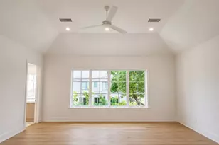 4026 Colquitt St, Houston, TX 77027 - Photo 11