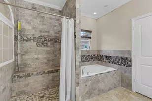 16017 Congo Ln NW, Jersey Village, TX 77040 - Photo 11