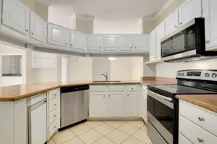 2111 Welch St, Houston, TX 77019 - Photo 7