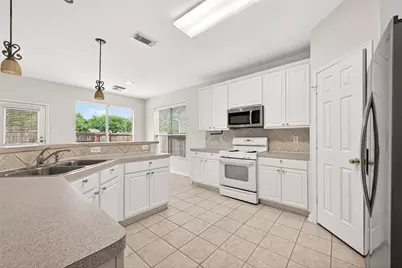 15114 Brookwood Bridge Lane, Sugar Land, TX 77498 - Photo 19