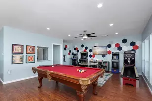 21502 Kennedy Dr, Galveston, TX 77554 - Photo 15