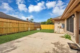 11827 Brook Meadows Ln, Meadows Place, TX 77477 - Photo 33