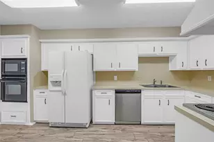 11827 Brook Meadows Ln, Meadows Place, TX 77477 - Photo 11