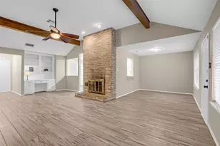 11827 Brook Meadows Ln, Meadows Place, TX 77477 - Photo 5